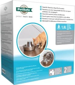 PetSafe® Seaside Stainless Steel Pet Fountain - RVS Drinkfontein Voor Katten En Kleine Honden - Water Borrelt Zacht Over De Toren - Door Het Design Van Alle Kanten Bereikbaar - 1,8 Liter - PetSafe Seaside -Kattenbenodigdheden Winkel 1061x1200