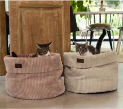 Designed By Lotte Kattenmand Ribbed Lichtgrijs 50 X 50 X 35 Cm -Kattenbenodigdheden Winkel 1200x1068 3